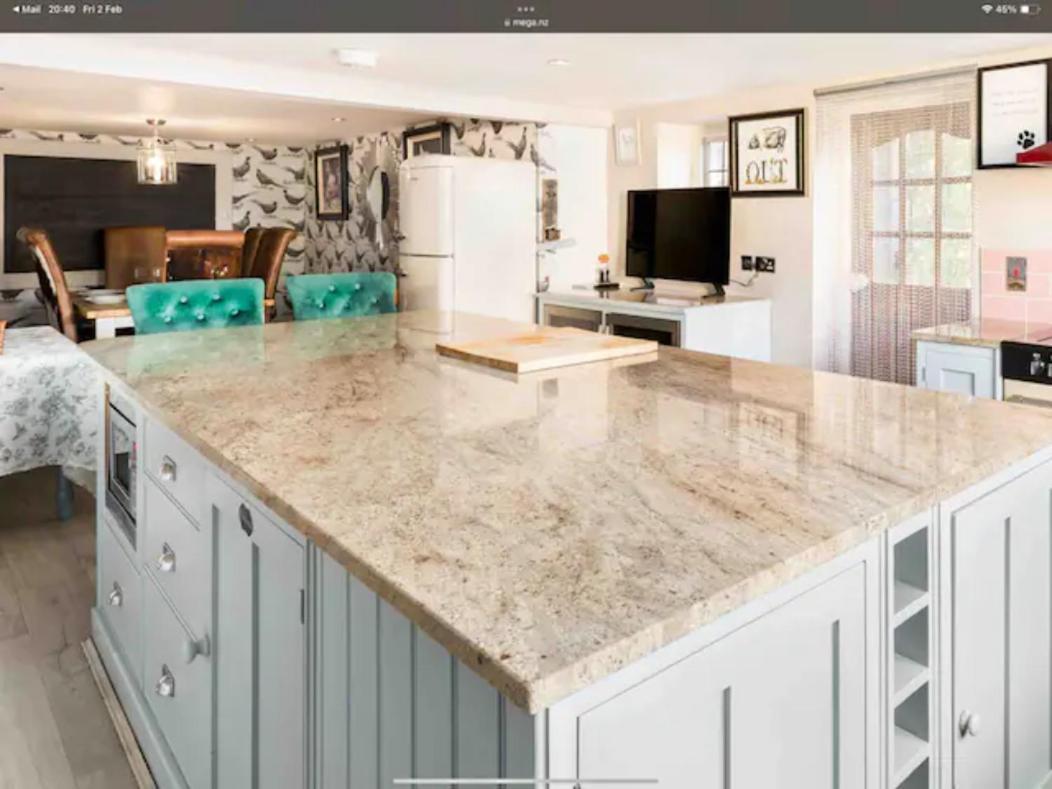 Piglet Lodge Pebworth Eksteriør billede